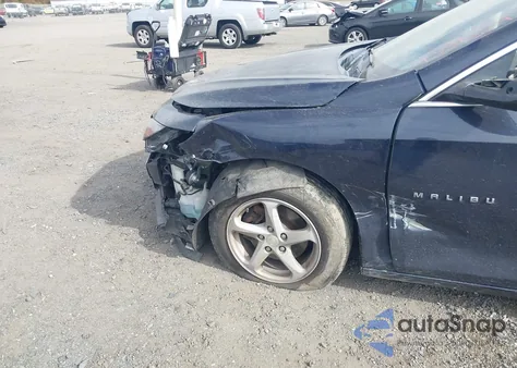 2016 Chevrolet Malibu Ls z USA, uszkodzony, nr VIN 1G1ZB5ST4GF321867